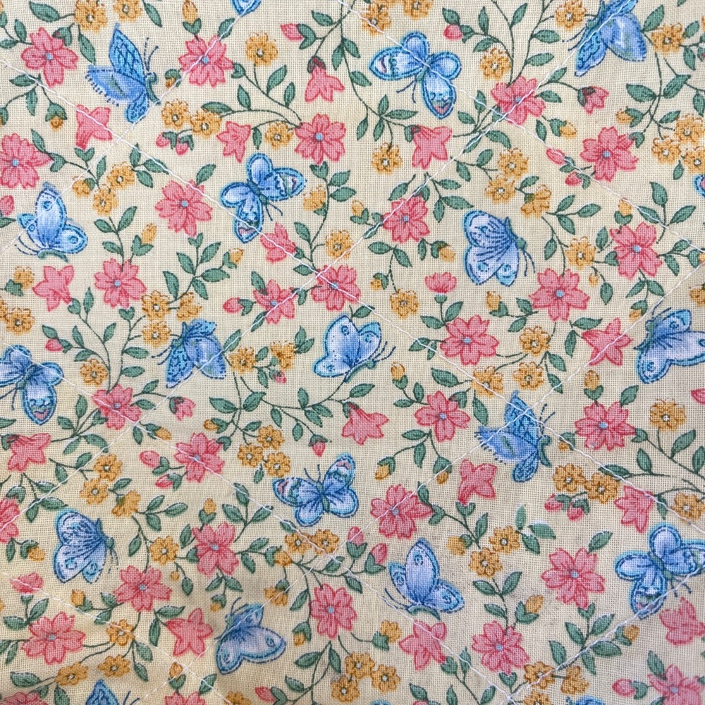 3/$30 🌟 Floral Tote Bag with Colorful Buttons - Picture 2 of 9